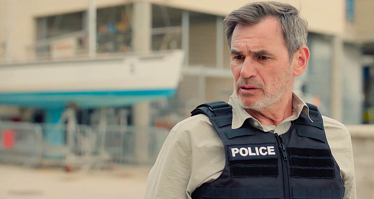 Plus belle la vie (spoiler) : le commandant Delmas interpellé, la fin du cauchemar terminée pour Nebout ? Plus belle la vie (spoiler) : le commandant Delmas interpellé, la fin du cauchemar terminée pour Nebout ?