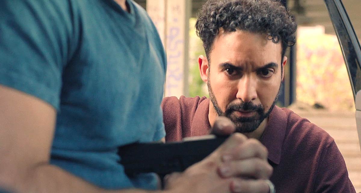 Plus belle la vie (spoiler) : Samuel au bord du suicide, sa mort annoncée Plus belle la vie (spoiler) : Samuel au bord du suicide, sa mort annoncée