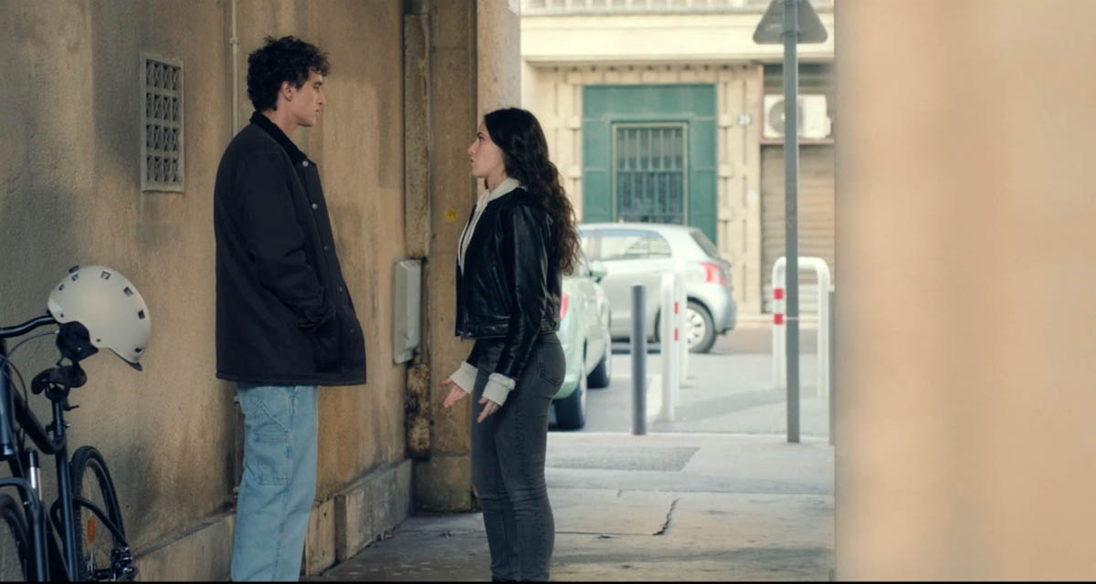 Plus belle la vie : résumés en avance des épisodes jusqu’au 18 juillet 2025 avec 2 couples au bord de la rupture Plus belle la vie : résumés en avance des épisodes jusqu’au 18 juillet 2025 avec 2 couples au bord de la rupture