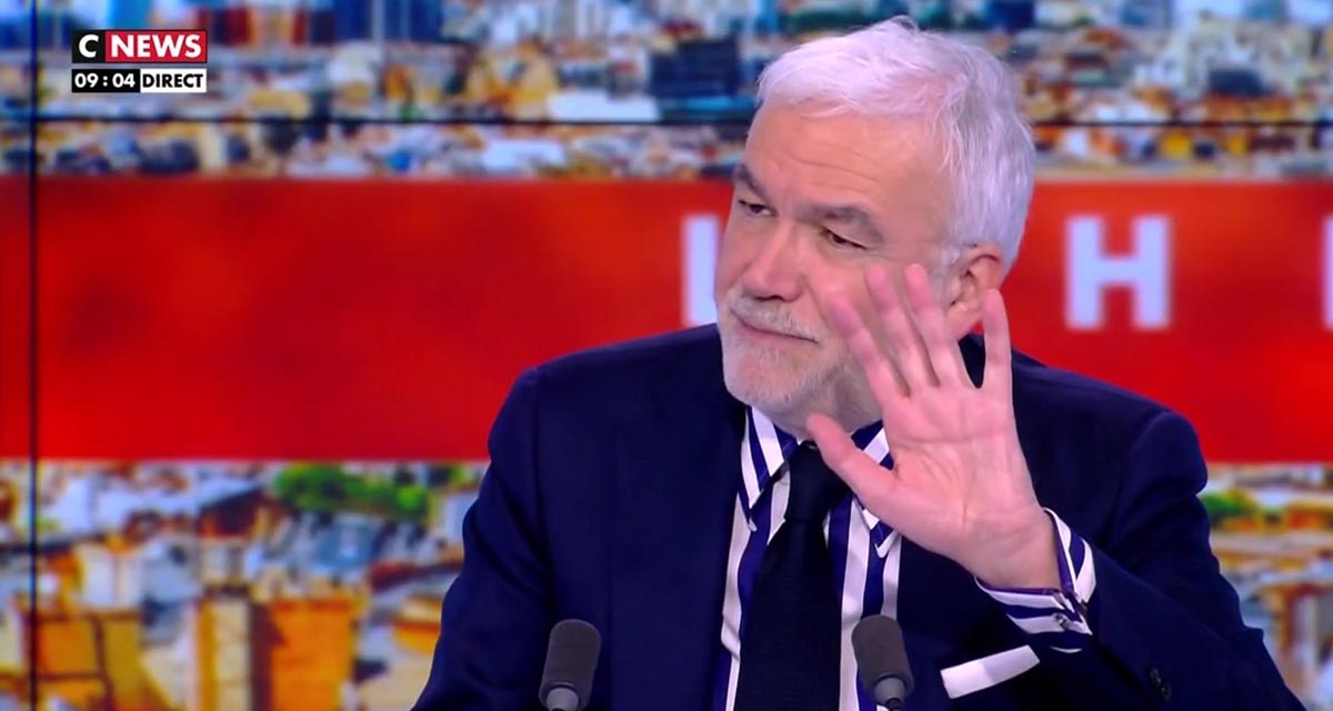 « C’est une catastrophe » Pascal Praud se lâche et hurle sur Jacques Vendroux « C’est une catastrophe » Pascal Praud se lâche et hurle sur Jacques Vendroux