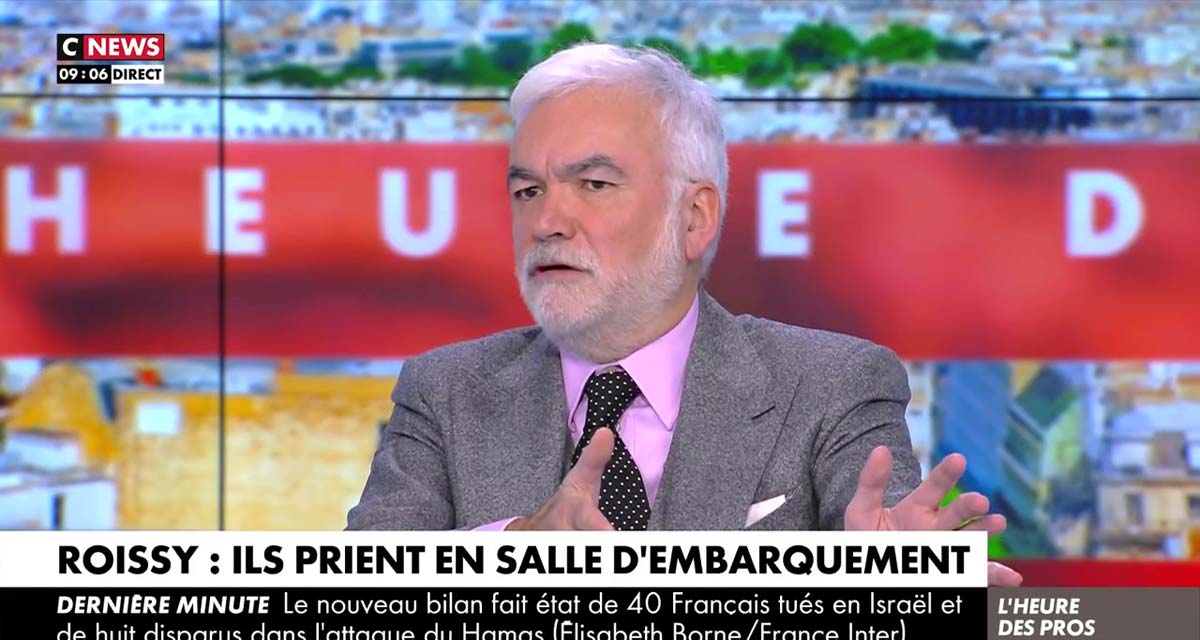 L’heure des Pros : « Ne me regardez pas comme si… » Elisabeth Lévy dans le viseur de Pascal Praud sur CNews ? 