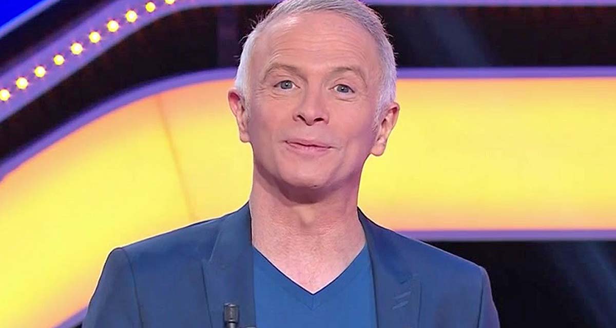 Questions pour un champion : une lueur d’espoir pour Samuel Etienne après l’annonce de l’arrêt des quotidiennes ? Questions pour un champion : une lueur d’espoir pour Samuel Etienne après l’annonce de l’arrêt des quotidiennes ?