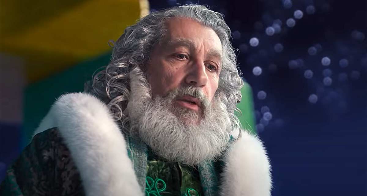 Santa & Cie (France 2) : Alain Chabat a-t-il prévu une suite pour le père Noël vert de son film ?