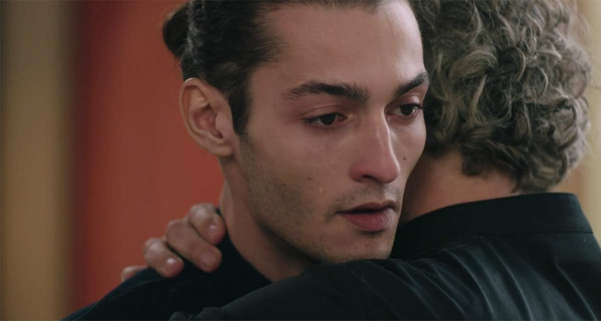 Ici tout commence (spoiler) : Teyssier perd la finale du championnat, Vic dévastée, le suicide de Théo sur TF1