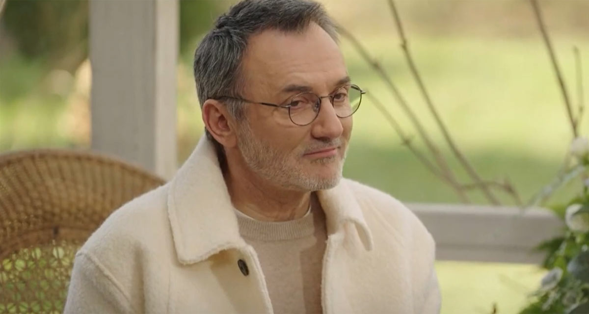 Un dimanche à la campagne supprimé, la date du retour de Frédéric Lopez révélée par France 2 Un dimanche à la campagne supprimé, la date du retour de Frédéric Lopez révélée par France 2