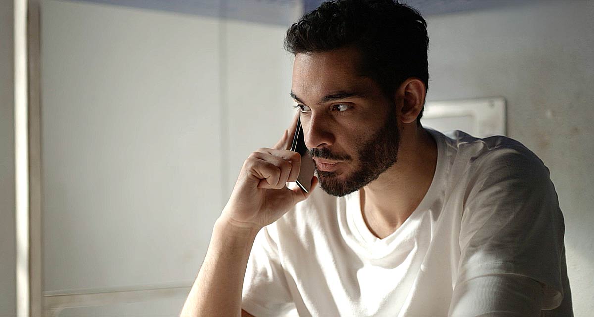 Un si grand soleil (spoiler) : Akim crée le chaos à Montpellier, la police en panique Un si grand soleil (spoiler) : Akim crée le chaos à Montpellier, la police en panique