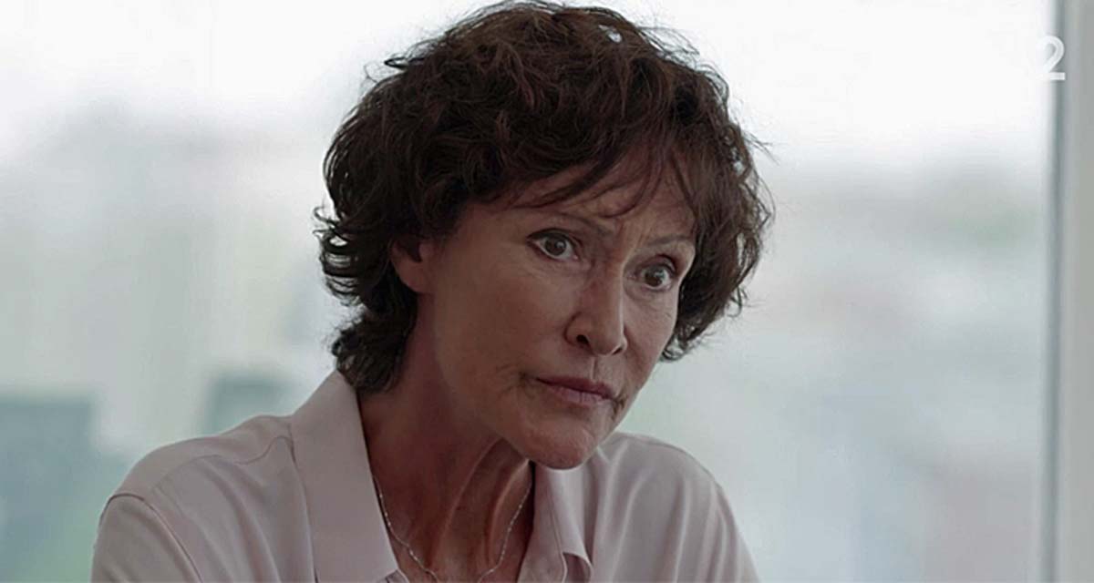 Un si grand soleil (spoiler) : Elisabeth Bastide menacée, son attaque choc contre Myriam sur France 2 Un si grand soleil (spoiler) : Elisabeth Bastide menacée, son attaque choc contre Myriam sur France 2