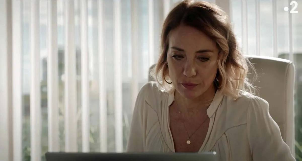 Un si grand soleil (spoiler) : Elisabeth Bastide tape du poing sur la table, Eve chamboulée sur France 2