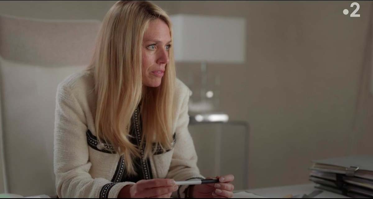 Un si grand soleil (spoiler) : Johanna cambriolée, Hélène prête à assassiner Tom sur France 2 ? Un si grand soleil (spoiler) : Johanna cambriolée, Hélène prête à assassiner Tom sur France 2 ?