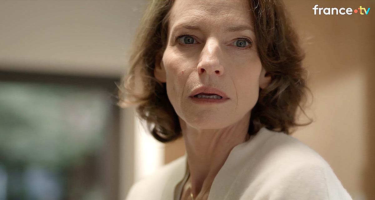 Un si grand soleil en avance : Catherine Laumière scandalisée par la blessure de son fils (épisode du jeudi 26 juin 2025) Un si grand soleil en avance : Catherine Laumière scandalisée par la blessure de son fils (épisode du jeudi 26 juin 2025)