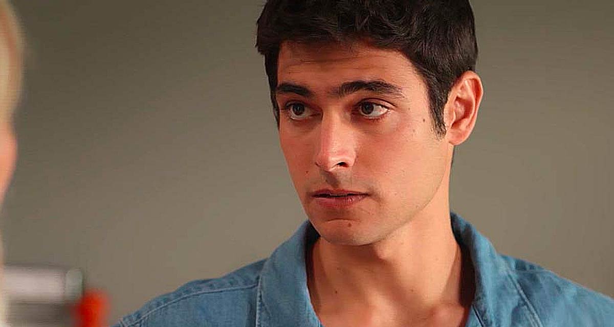 Un si grand soleil (spoiler) : Louis fait de terribles aveux, son cauchemar annoncé Un si grand soleil (spoiler) : Louis fait de terribles aveux, son cauchemar annoncé