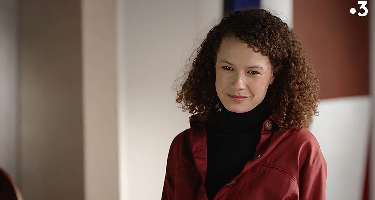 Un si grand soleil (spoiler) : Muriel oublie Eliott dans les bras d’un autre homme ! Découvrez de qui il s’agit… Un si grand soleil (spoiler) : Muriel oublie Eliott dans les bras d’un autre homme ! Découvrez de qui il s’agit…