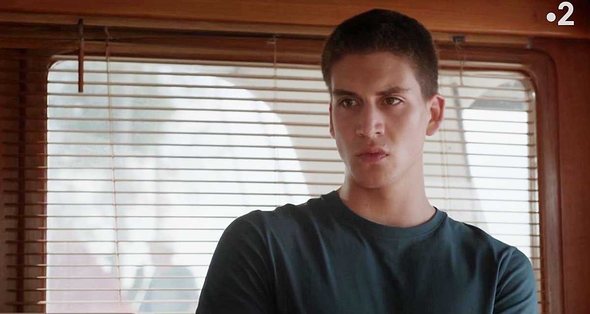 Un si grand soleil (spoiler) : Manu victime d’une trahison ultime, un retour choc pour Tom sur France 2 Un si grand soleil (spoiler) : Manu victime d’une trahison ultime, un retour choc pour Tom sur France 2