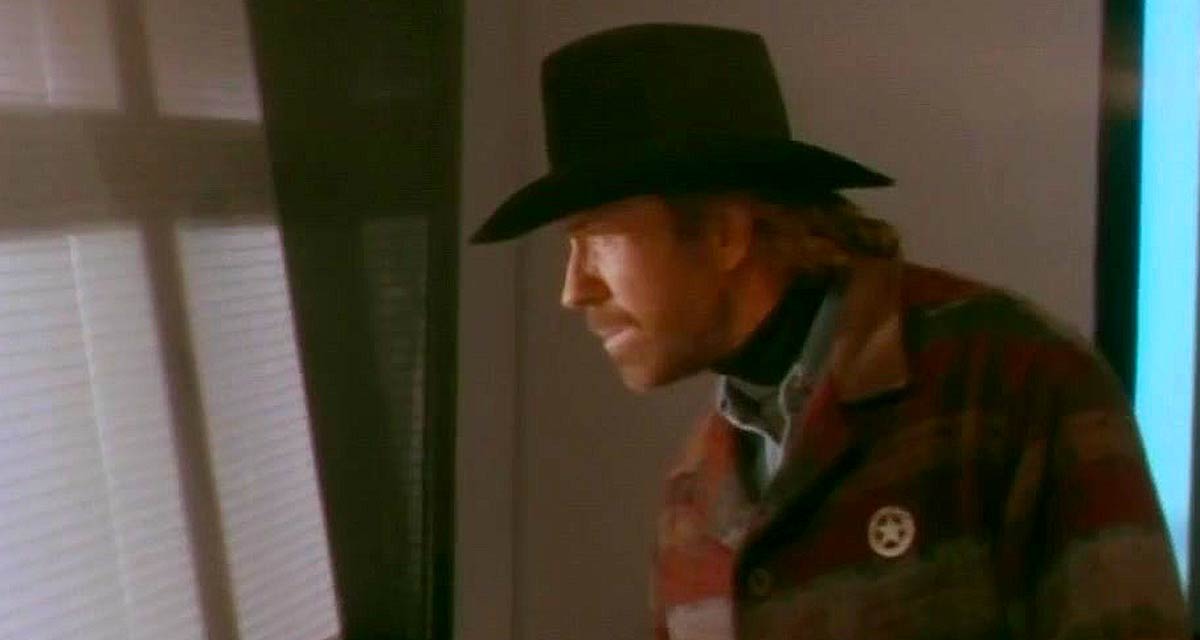 Columbo, c’est fini : Chuck Norris et Walker Texas Ranger rappelés par TMC Columbo, c’est fini : Chuck Norris et Walker Texas Ranger rappelés par TMC