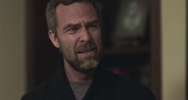 Les deux visages de ma femme (TF1) : une amnésie mortelle pour JR Bourne (Revenge, Secret Circle) digne d'une histoire vraie ?
