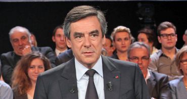 L'émission politique : François Fillon face à Léa Salamé, Karim Rissouli, David Pujadas, François Lenglet et Charline Vanhoenacker