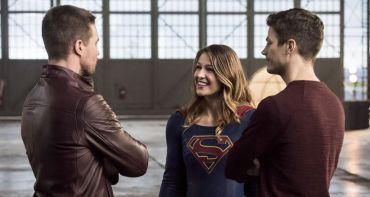 Flash, Supergirl, Arrow... Les trois super-héros réunis à 1h10 du matin sur TF1