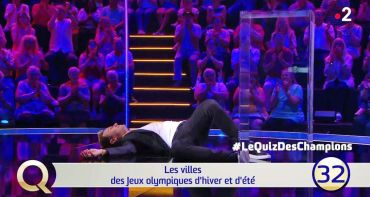 Le quiz des champions : Cyril Féraud s'écroule subitement à terre, record historique battu sur France 2