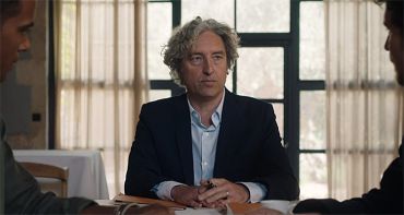 Ici tout commence (spoiler) : Teyssier condamne Enzo, Souleymane doute de Deva… résumé en avance de l'épisode mardi 28 juin 2022 sur TF1