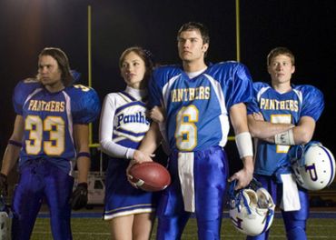 Kyle Chandler rechausse les crampons pour Friday Night Lights