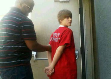 Justin Bieber convoqué à nouveau par Les Experts