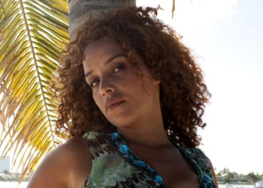 Les Anges de la télé-réalité > Monia mise sur l'avenir