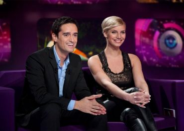 Nadège Lacroix (Secret Story) interviewe Angela Lorente 
