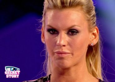 Secret Story 7 : 51% des 15/24 ans devant les larmes d'Amélie et la relation Stéphanie / Vincent 