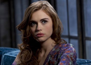Holland Roden (Teen Wolf) : « Lydia doit faire le deuil de sa relation avec Jackson »