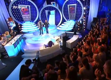 On n'demande qu'à en rire : Arnaud Tsamère remplacé par Sacha Judaszko en deuxième semaine