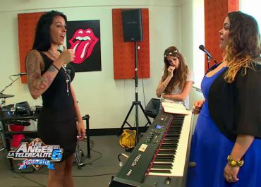 Les Anges de la télé-réalité : la carrière de chanteuse de Shanna mise en péril ?
