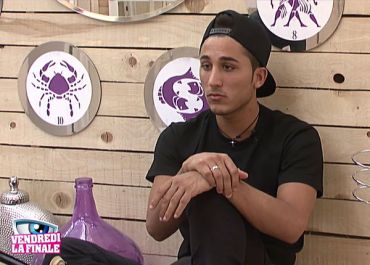 Secret story : la colère de Vivian à quelques jours de la finale