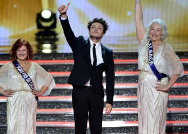 Kev Adams : « Il y a un climat de tensions et de concurrence assez malsain dans ce milieu »