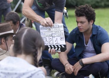 Soda : après le succès d'Un trop long week-end, M6 lance le tournage d'un deuxième téléfilm avec Kev Adams