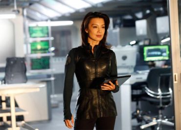 Face au succès de Marvel : Les Agents du SHIELD, W9 réduit la cadence de diffusion en urgence