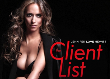 The Client List : Jennifer Love Hewitt se déshabille et séduit les Américains