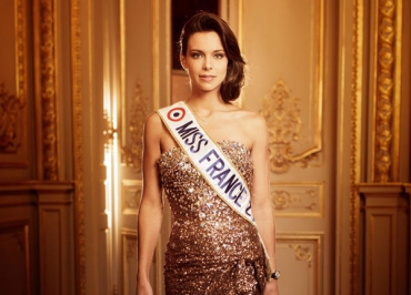 Marine Lorphelin (Miss France) : « Je ne pense pas avoir assez de charisme pour trouver ma place dans Touche pas à mon poste »