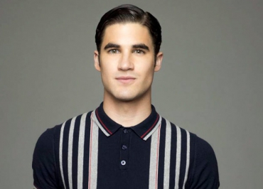 Darren Criss (Glee) : « Blaine n'est pas vraiment un modèle pour les homosexuels »