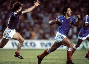 W9 rediffuse France / Allemagne, la demi-finale de la Coupe du monde de 1982, le jeudi 3 juillet