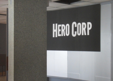 Sur les traces des super-héros de Hero Corp saison 4