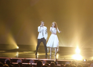 Eurovision 2015 : les Norvégiens Kjetil Mørland et Debrah Scarlett, outsiders de la 2de demi-finale