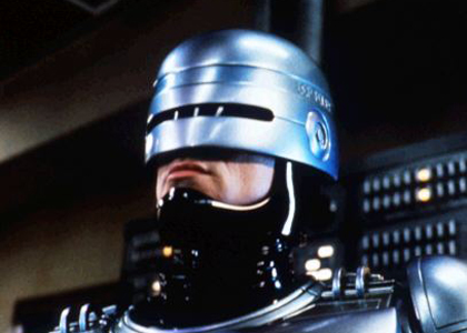 TNT (1er au 7 février 2014) : Retour de Robocop, départ de The beauty & the beast