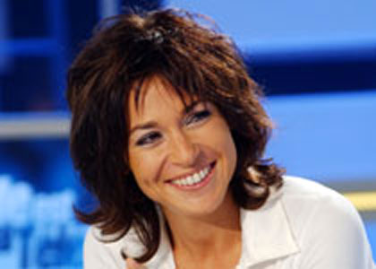 Julie Raynaud fait sa rentrée sur W9 Julie Raynaud fait sa rentrée sur W9