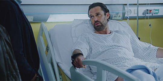 Plus belle la vie (spoiler) : la fin d’Arnaud Mougin, un bébé face à la mort, semaine funéraire au Mistral