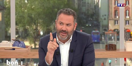 « C’est un coup monté » Bruce Toussaint piégé en direct sur TF1 « C’est un coup monté » Bruce Toussaint piégé en direct sur TF1