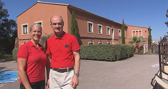 Bienvenue à l’hôtel : Marinela & Marc, Caroline & Guy, Christof & Amaury, Audrey & Philippe en compétition sports et loisirs 