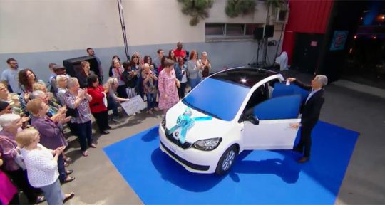 Tout le monde veut prendre sa place : les coulisses de la 100e victoire de Marie-Christine, un record historique