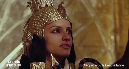 Secrets d’histoire : les exploits sexuels de Jules César et Cléopâtre, la « beauté fatale » objet de tous les fantasmes