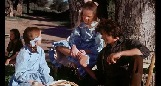 La petite maison dans la prairie : Charles Ingalls se saborde, Caroline et Laura maintiennent l’audience de 6ter