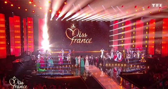 Miss Aquitaine seins nus à Miss France 2019 : une erreur de TF1 ?